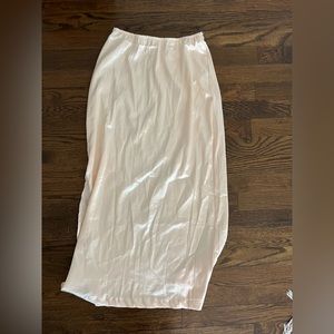 Nasty gal skirt - doesn’t fit me never worn